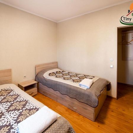 Tiny Hotel Biskek Kültér fotó