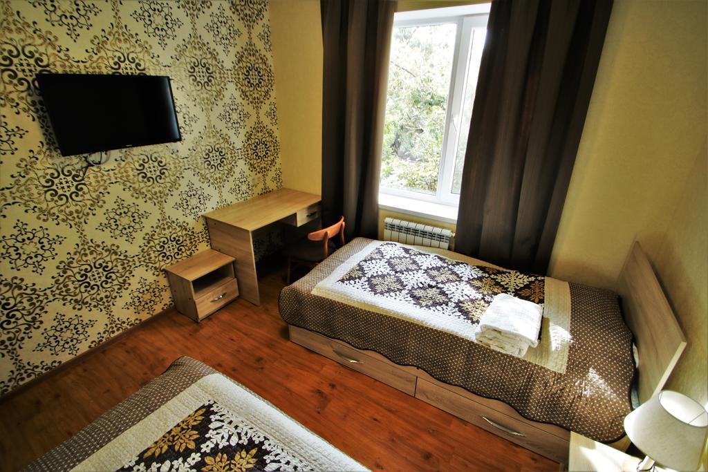Tiny Hotel Biskek Kültér fotó