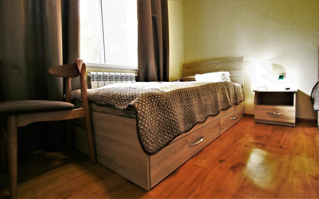 Tiny Hotel Biskek Kültér fotó