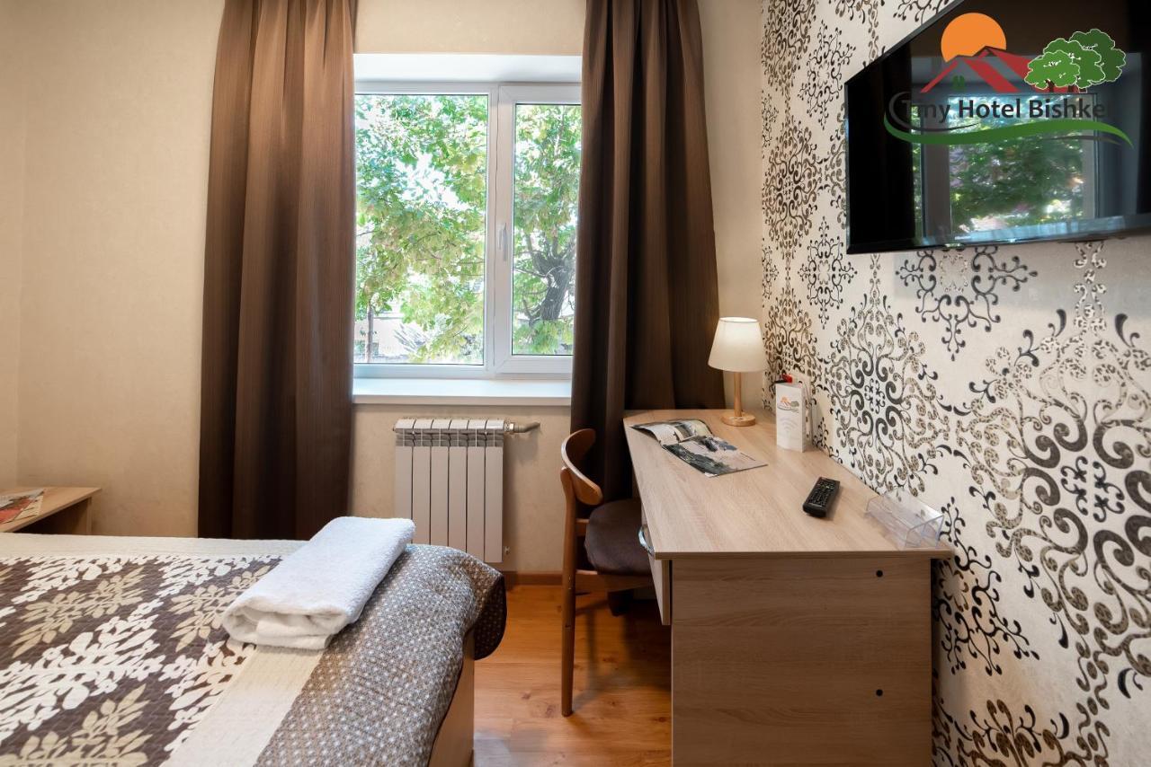Tiny Hotel Biskek Kültér fotó