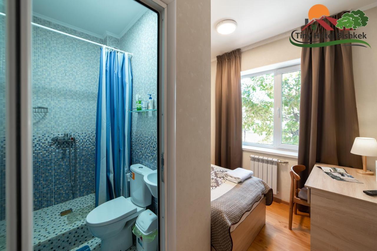 Tiny Hotel Biskek Kültér fotó