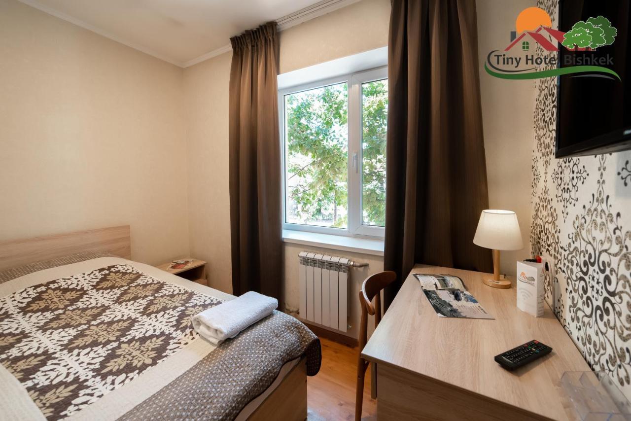 Tiny Hotel Biskek Kültér fotó