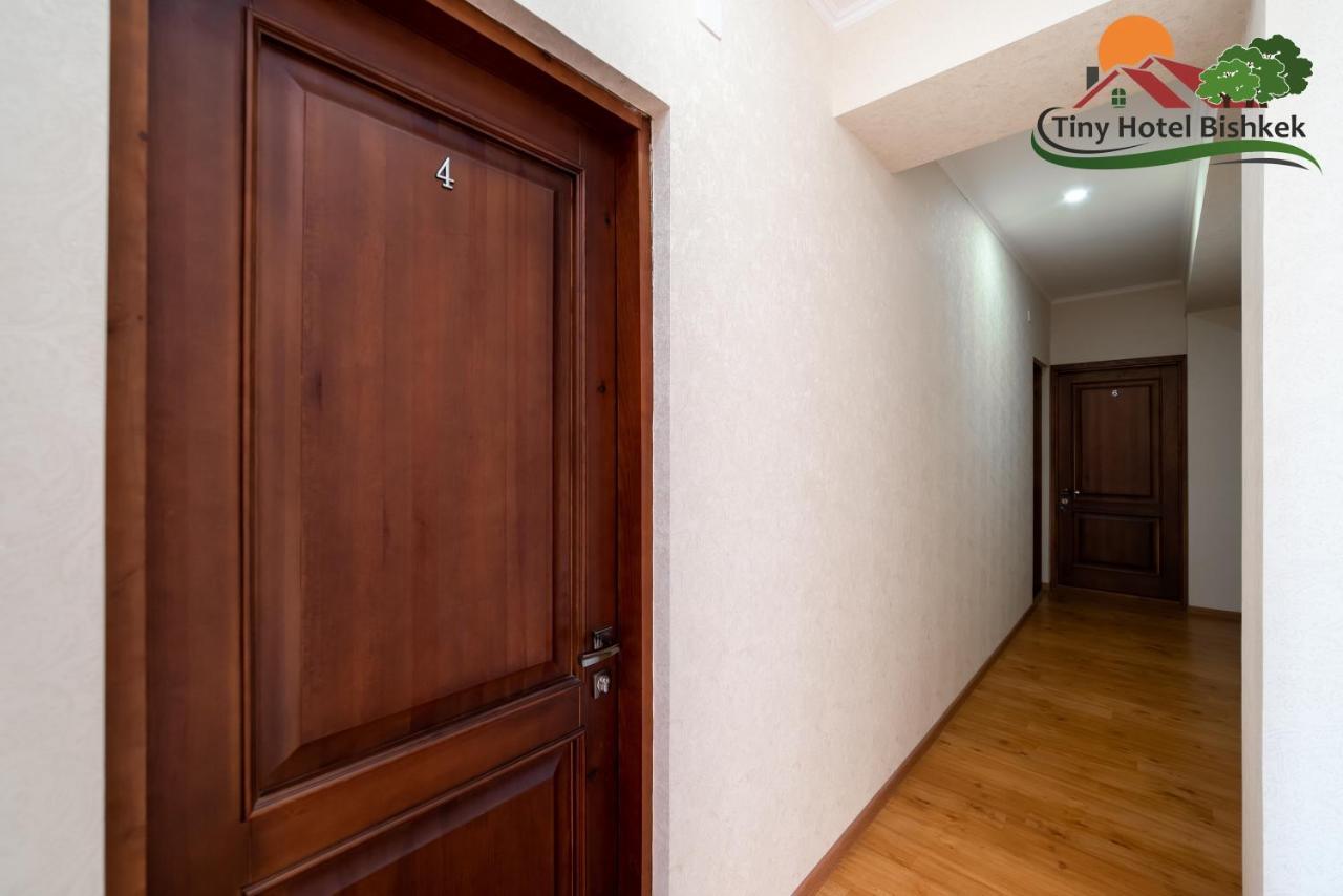 Tiny Hotel Biskek Kültér fotó