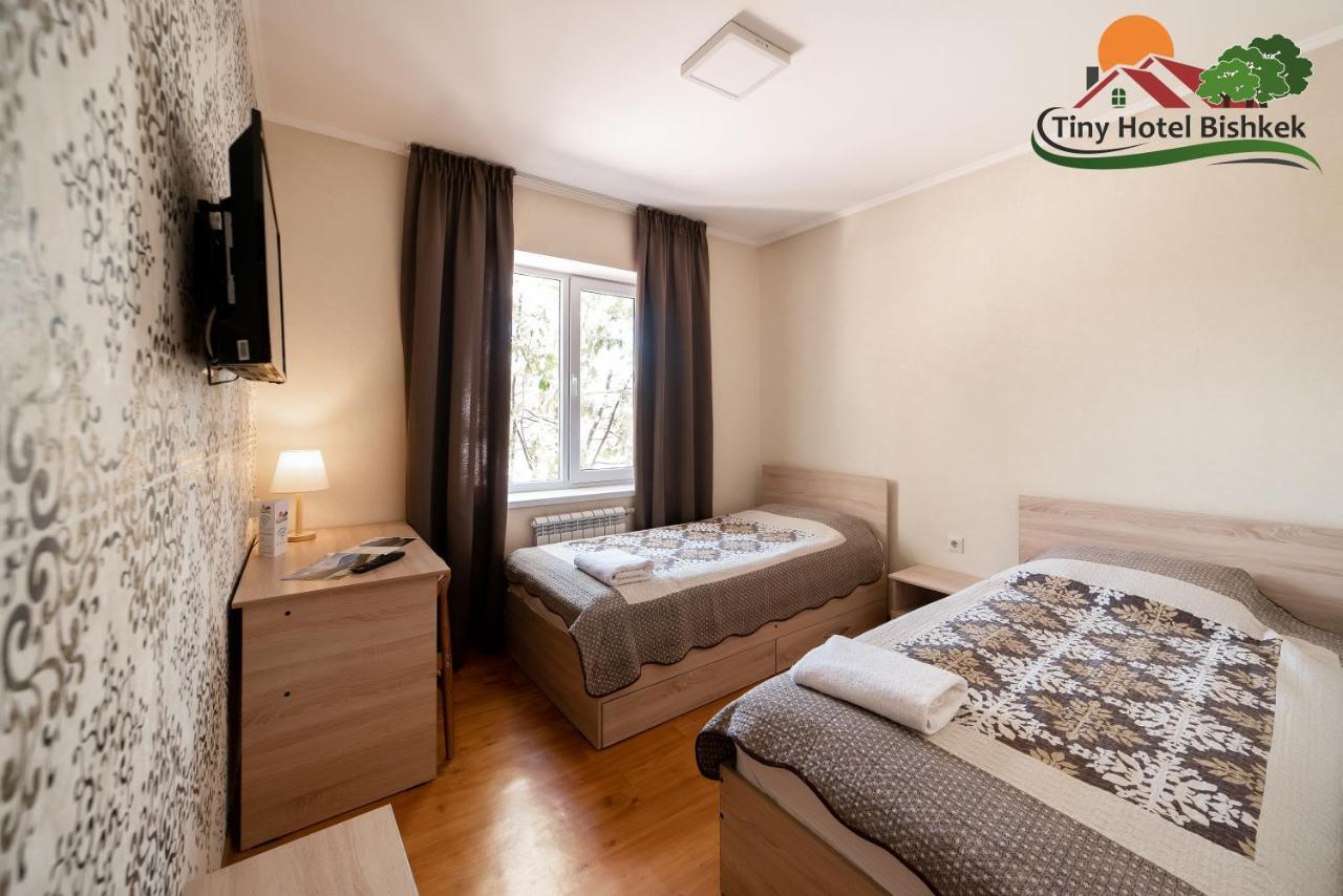 Tiny Hotel Biskek Kültér fotó