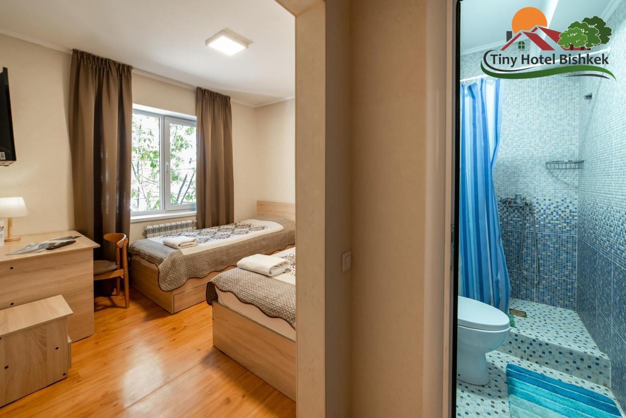 Tiny Hotel Biskek Kültér fotó