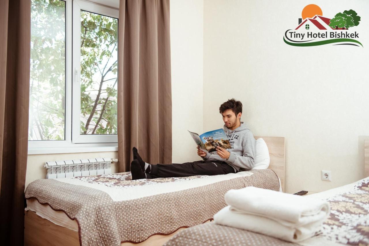 Tiny Hotel Biskek Kültér fotó