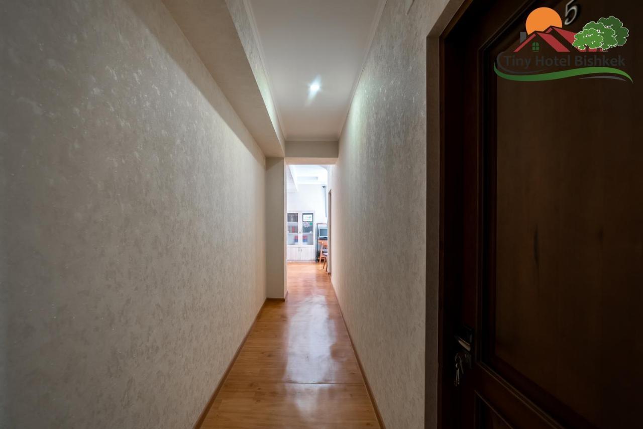 Tiny Hotel Biskek Kültér fotó