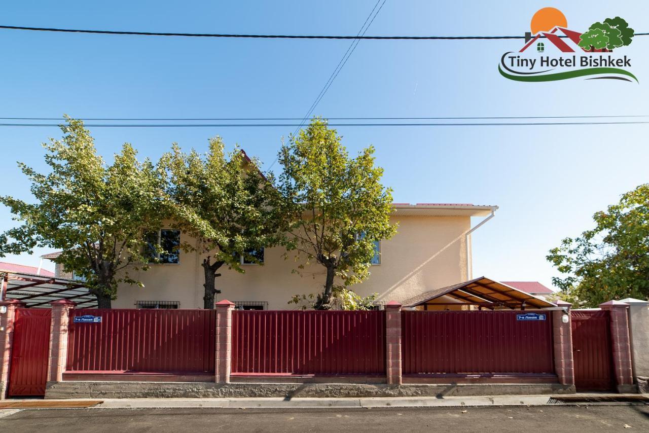 Tiny Hotel Biskek Kültér fotó